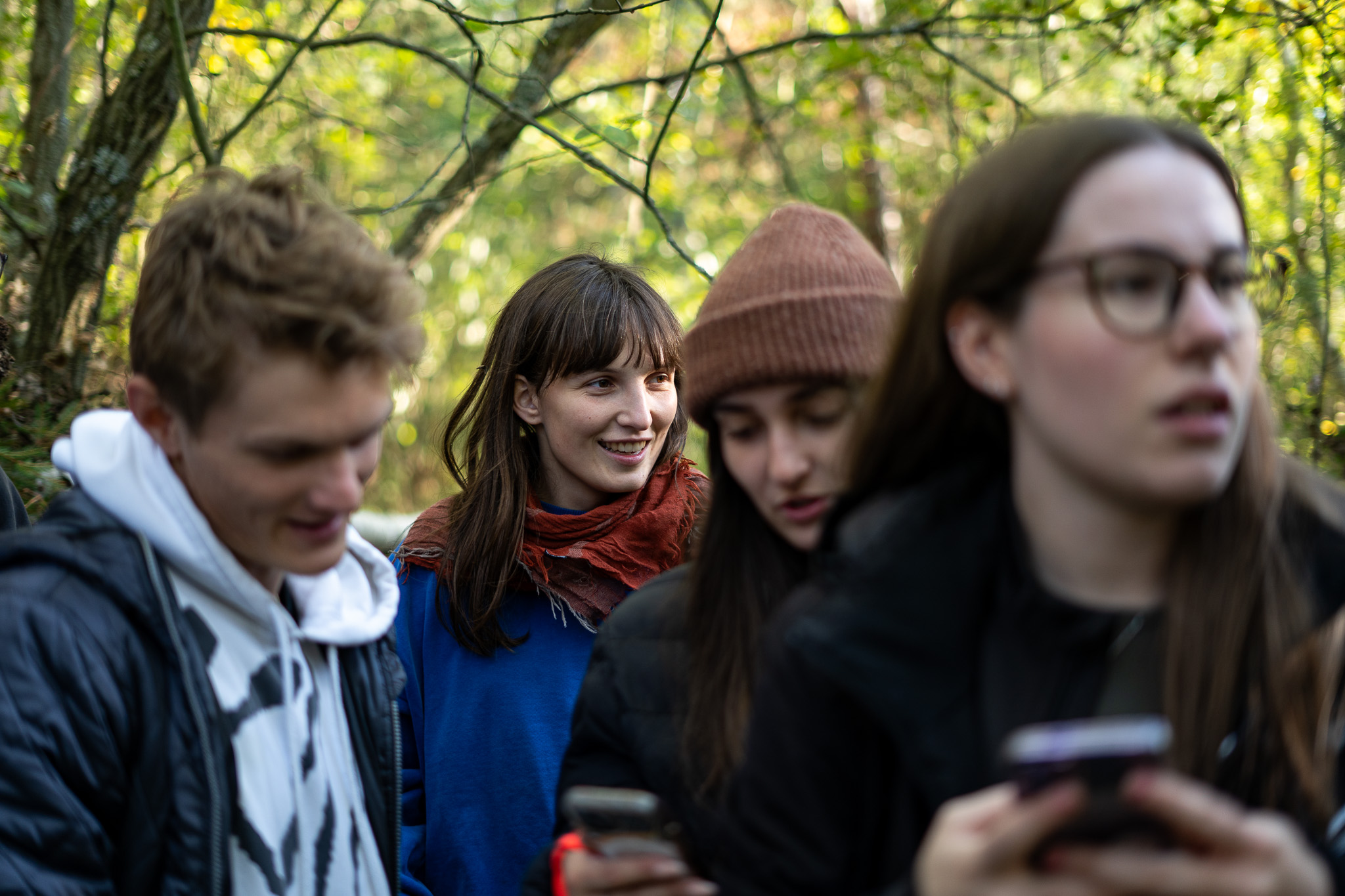 Studenti Tiimiakatemia v kruhu při dialogu